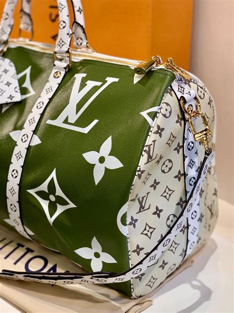 2019 louis vuitton duffle bag